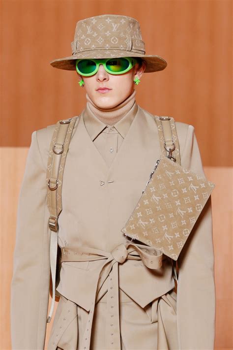 louis vuitton sfilata uomo 2021|Louis Vuitton: la sfilata uomo alla Paris Fashion Week .